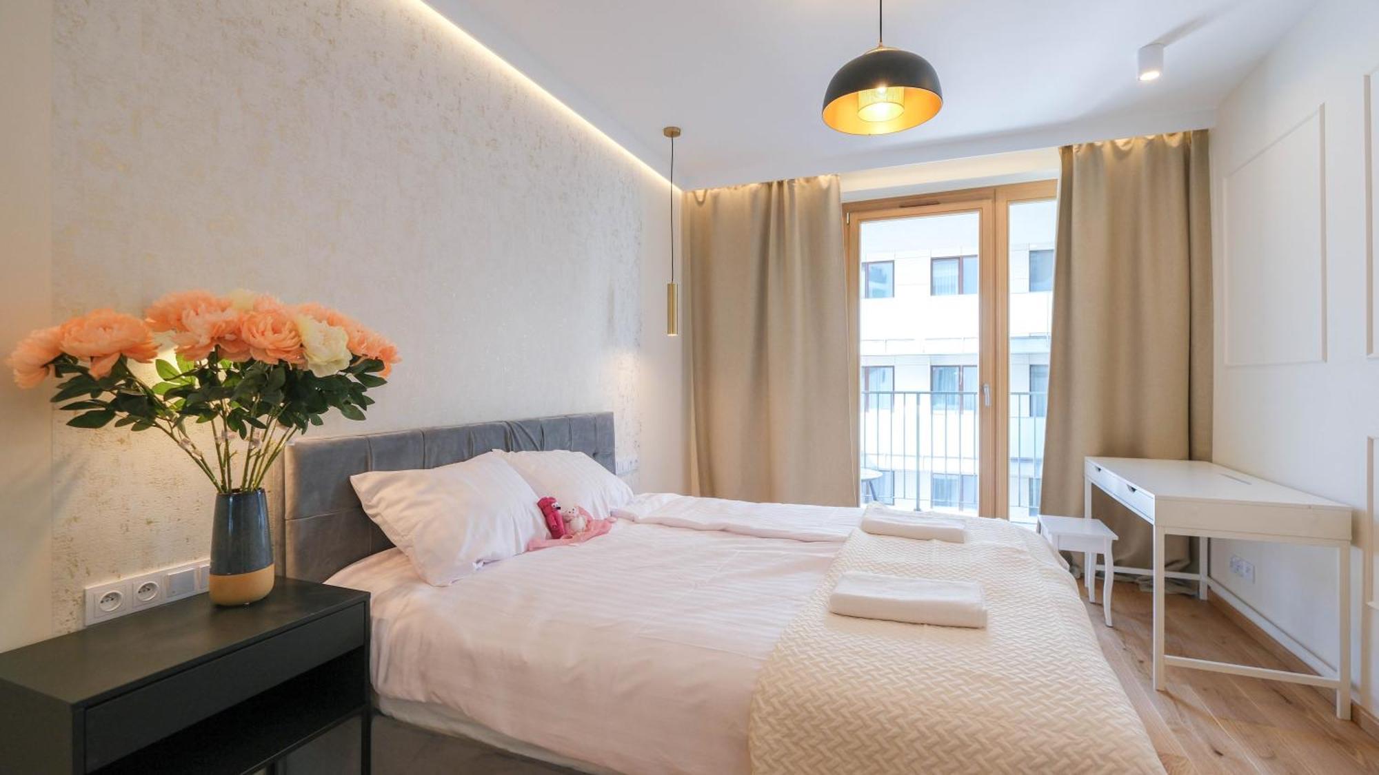 Luxury Apartment Free Parking Wawel Castle 2 Minutes Krakow Exterior photo